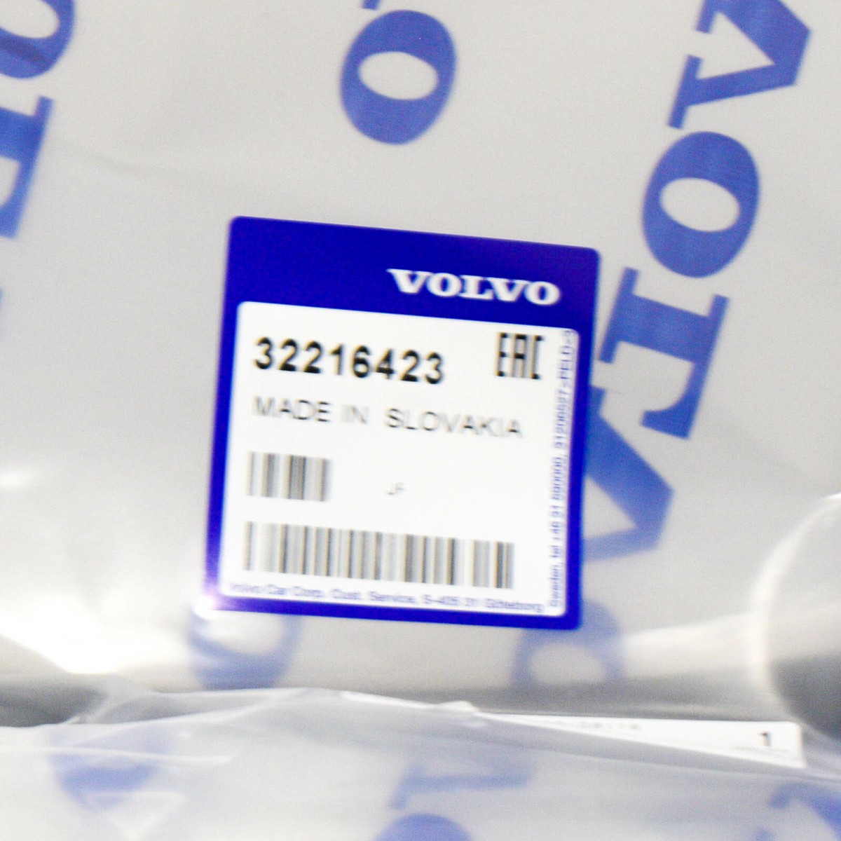 VOLVO XC60 MK2 Front Left Fender Mudguard Flare 32216423 NEW  