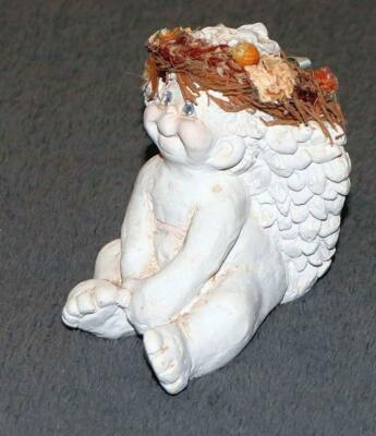 Angel Figure Cast Art Hand Made Vintage Cute Cherub Unusual Friendly Adorable ZM