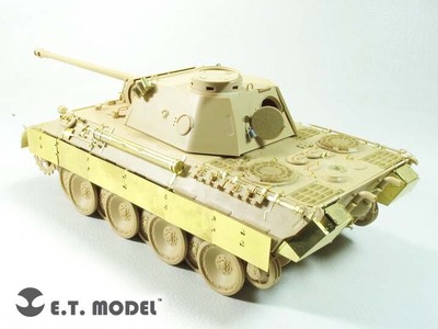 TAMIYA  1/35 NO.242
ドイツ連邦軍主力戦車レオパルト2 A5 Tamiya 1/35 Military Miniature 242 Bundeswehr Main Battle Tank