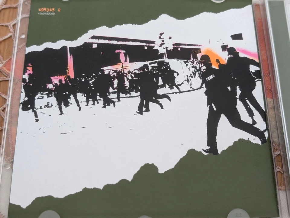 The Clash - The Clash - 1999 Epic Clash City Rockers I´m so bored with the U.S.A - Bild 2 von 4