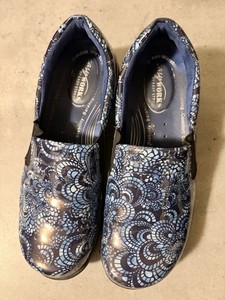 Easy Works Women's Slip-On Work Shoes Blue & Black Pattern