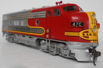 ATHEARN  Genesis  HO Scale Walthers  Nonpowered/Dummy   F-7-A   #47-C   SANTA FE