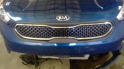 Grille VIN C 8th Digit Hev Upper Gloss Black Center Fits 17-19 NIRO 2863284