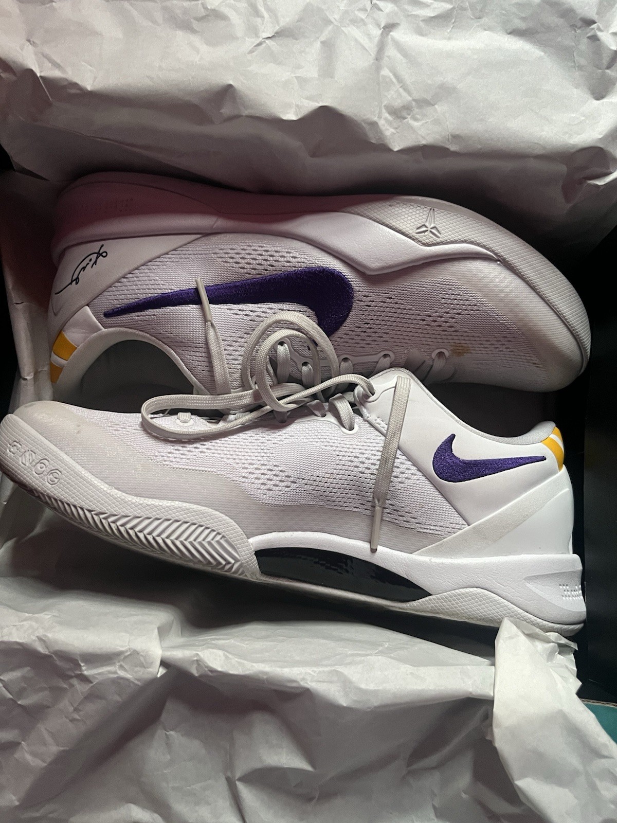 Kobe VIII Protro Mens Basketball Shoes Size 9.5 Performance Sneakers