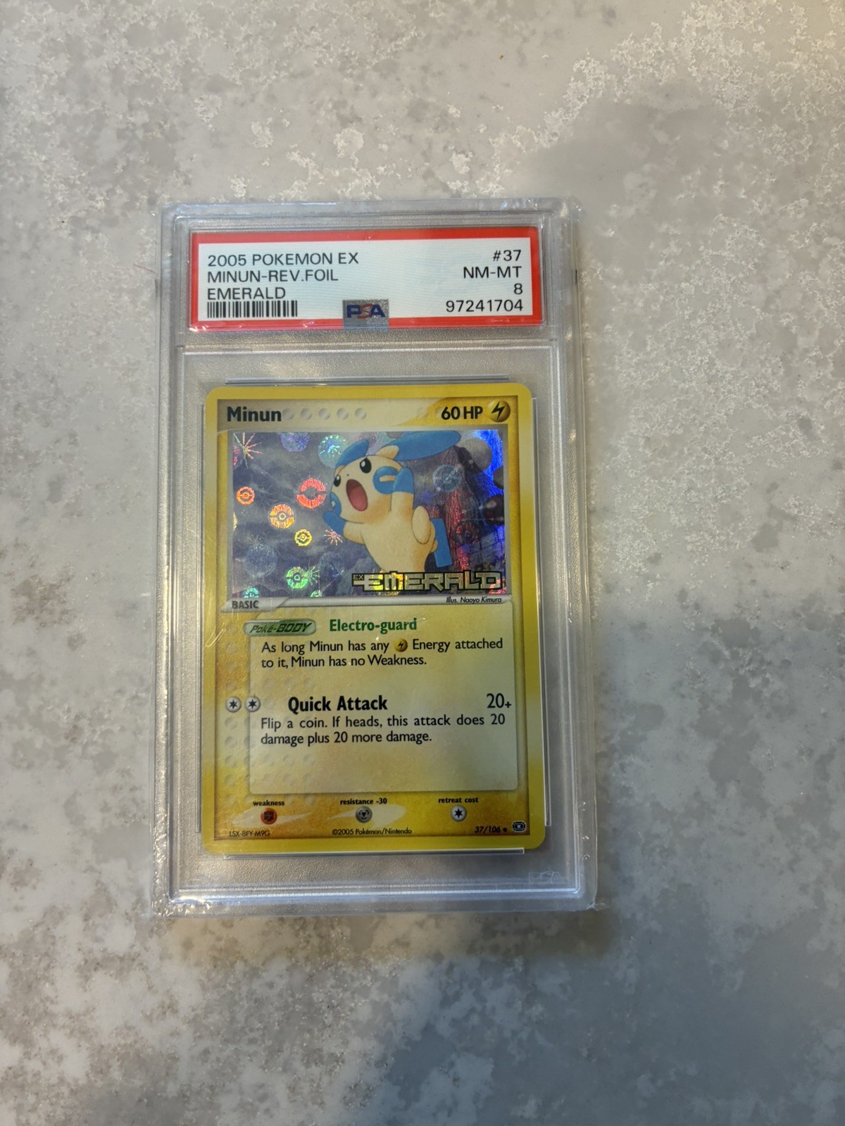 2005 Pokémon EX Emerald 37 Minun Reverse PSA 8 NM-MT