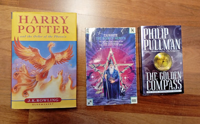 Harry Potter Order Phoenix Golden Compass Book of Merlyn Englisch Fantasy Paket