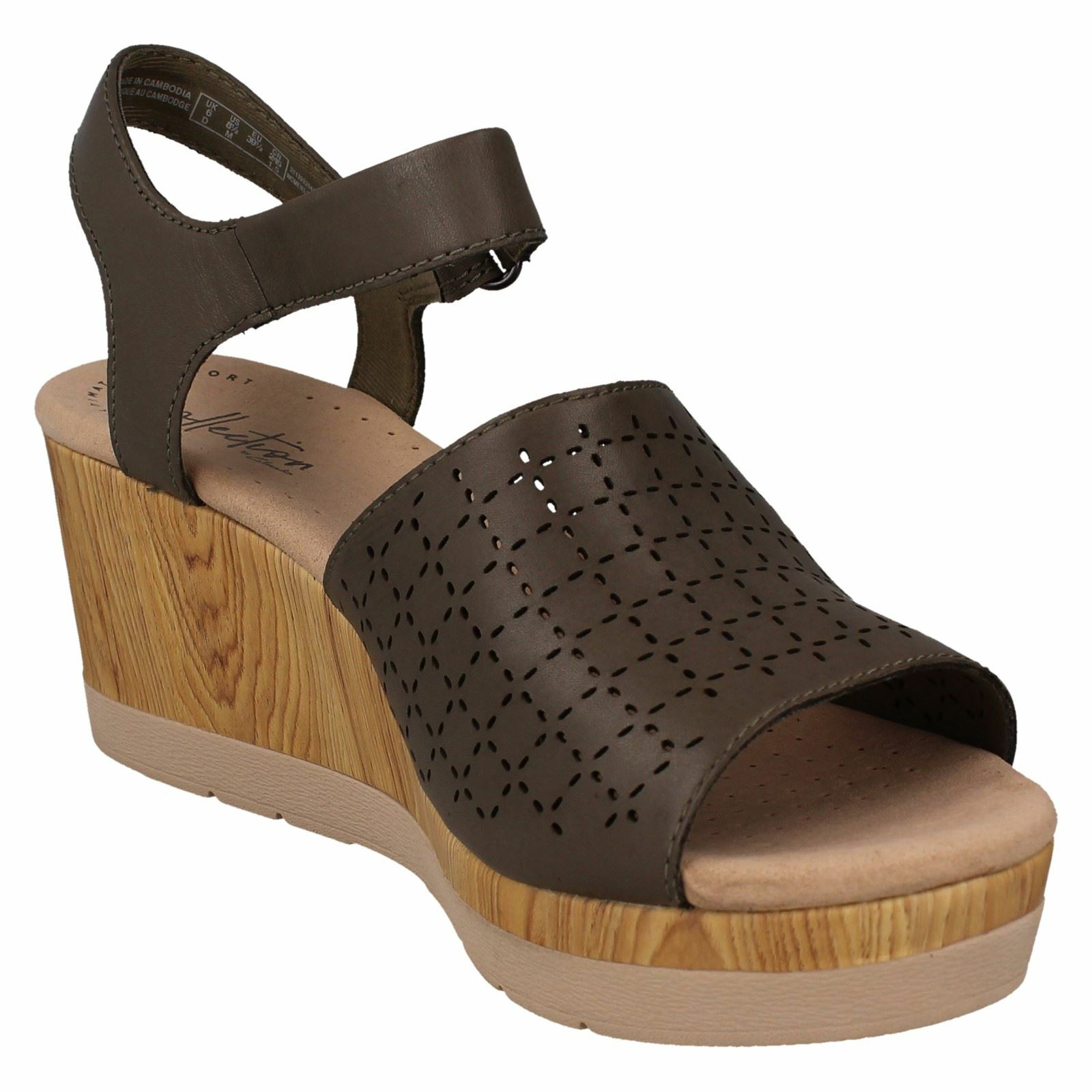 sandales compensées clarks