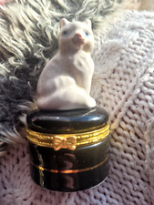 White Cat Crackled Porcelain Finish Ring Trinket Jewelry Collectible Gift Box
