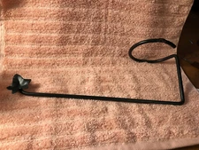 House of Lloyd 1996 Hand Paper Towel holder Rack with ivy tip dark green