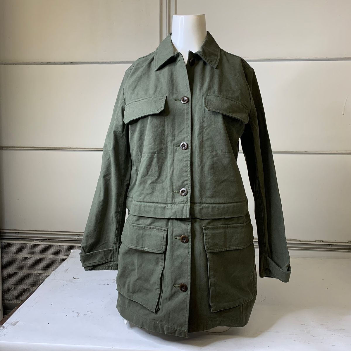OUTERKNOWN Front Pockets Duo Utility Coat Women's Size XS OUTERKNOWN Front Pockets Duo Utility Coat Women's Size XS