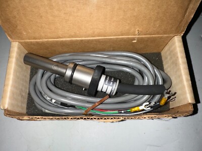 NEW IN BOX FOXBORO 920-EE1 / 474208 CONDUCTIVITY SENSOR