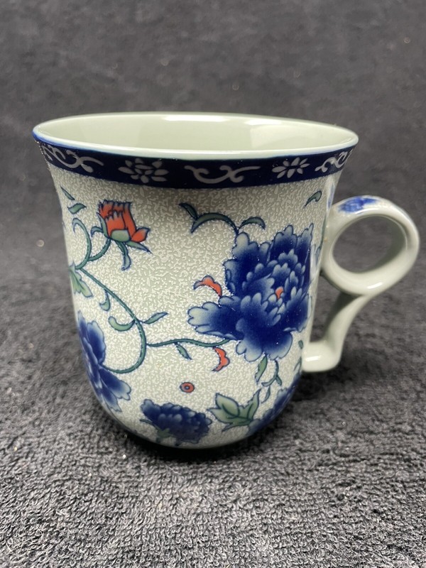 Vintage Oriental Floral Pattern Mug d