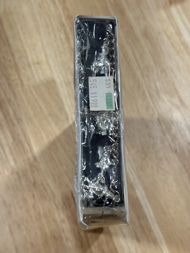 Thumbelina VHS Sealed Free Silver Plated Charm Bracelet Warner Bros 1994 - Image 2 of 4