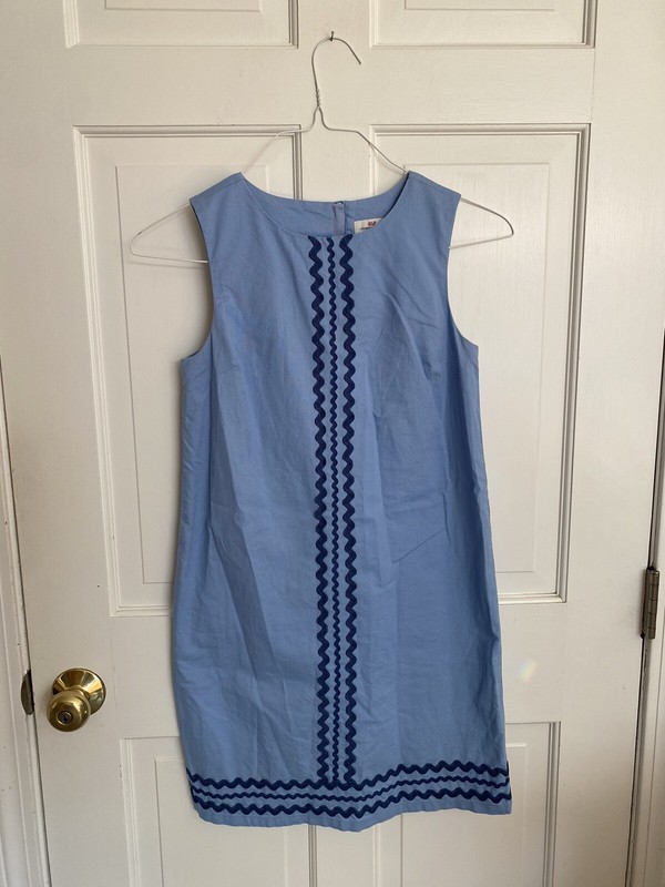 EUC Girls Vineyard Vines Blue Rikrak Dress Size 14