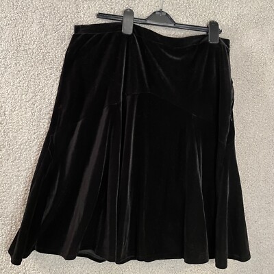 スカート vintage Black velvet flared long skirt vintage Black velvet flared long skirt スカート
