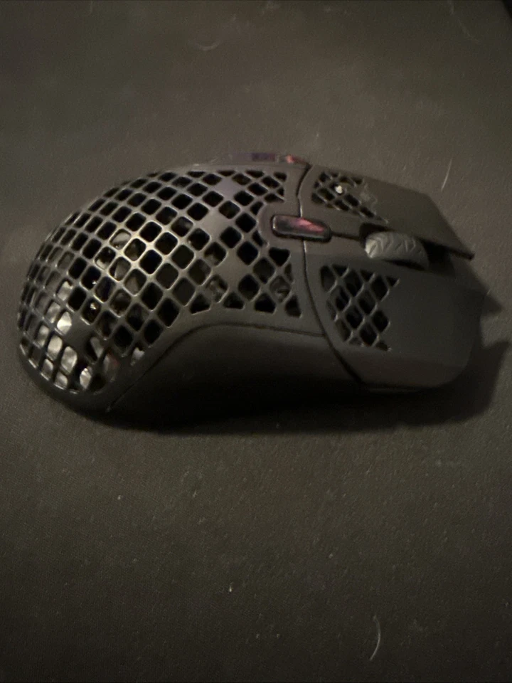 SteelSeries Aerox 5 Wireless Ultralight Gaming Mouse - Black (62406) - Image 3 of 4