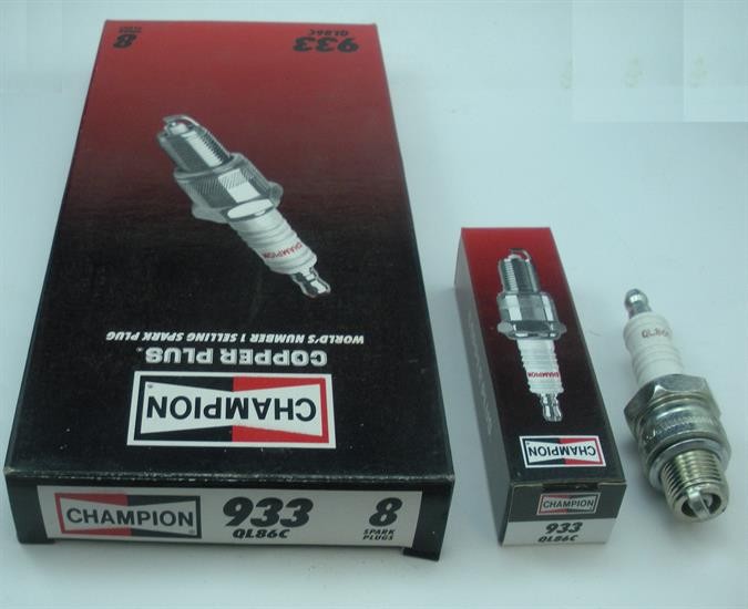 Champion 933 QL86C Spark Plug Box of 8