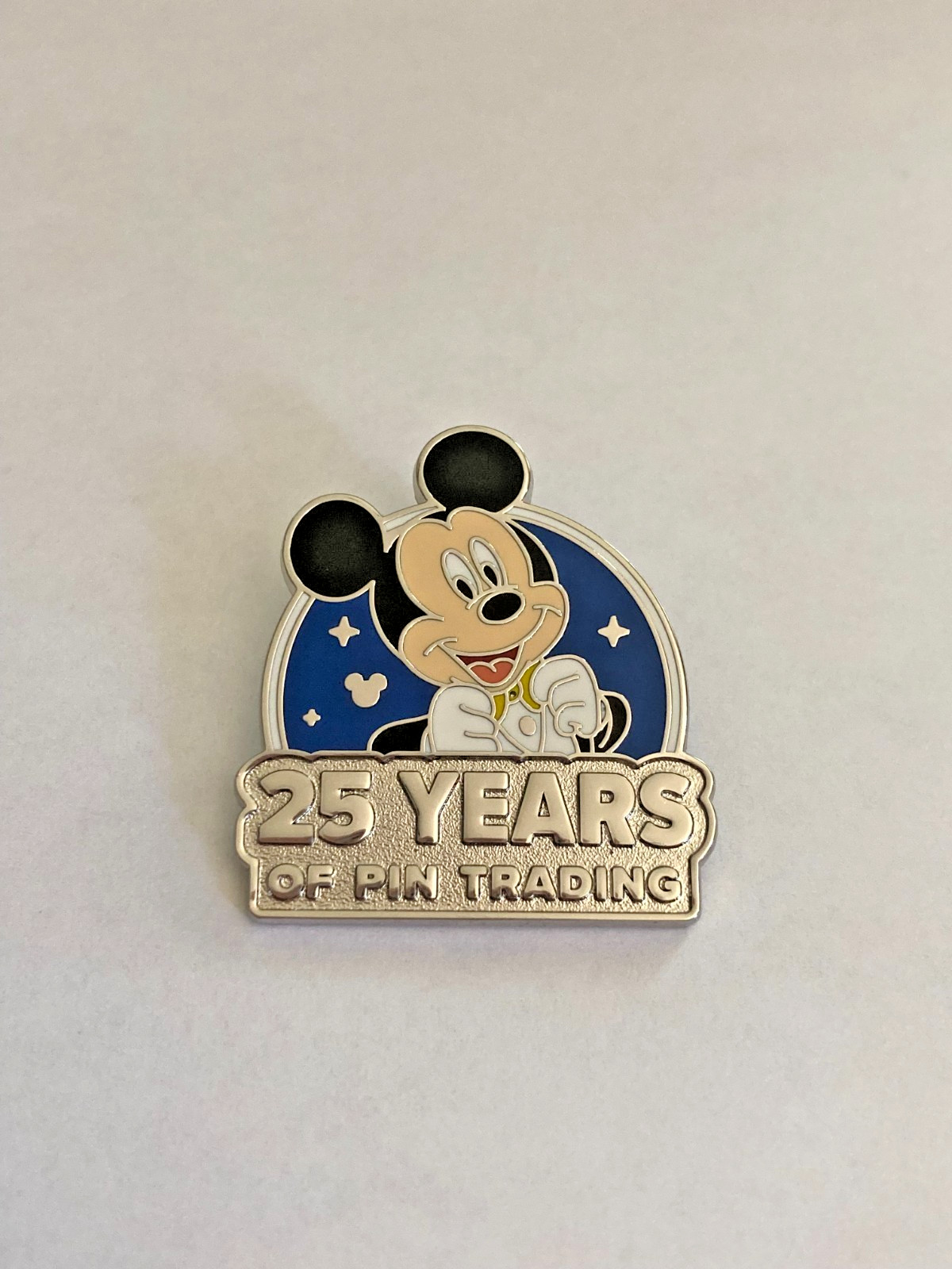 2025 WDW Walt Disney World 25 Years of Trading Mickey Mouse Hidden Mickey Pin C5