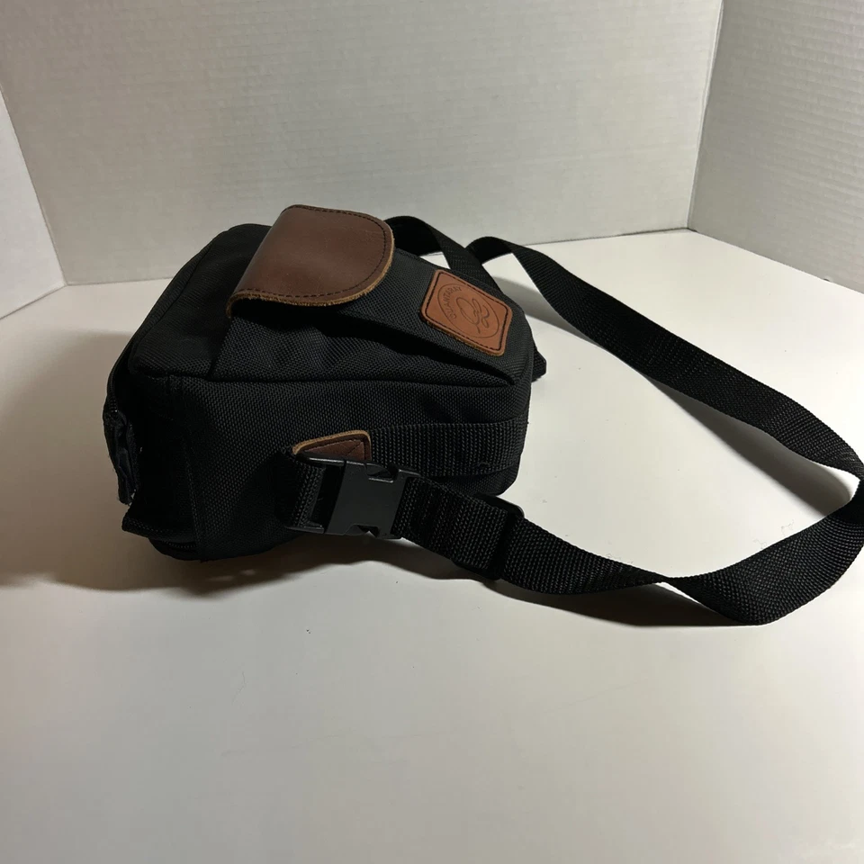 QUANTARAY Holster Style CAMERA BAG Pocket Shoulder Strap Waist Pack BLACK - Image 3 of 4