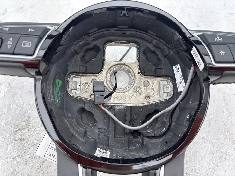 Руль 2015–2018 Audi Q3 с переключателями от оригинального производителя - Изображение 4 из 4