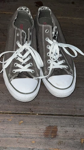 Carine Converse All Star grigio scuro con doppia lingua punti bianchi taglia 9