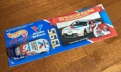 Mark Martin Hot Wheels Valvoline SynPower 10 Years of Racing 1995 Thunderbird