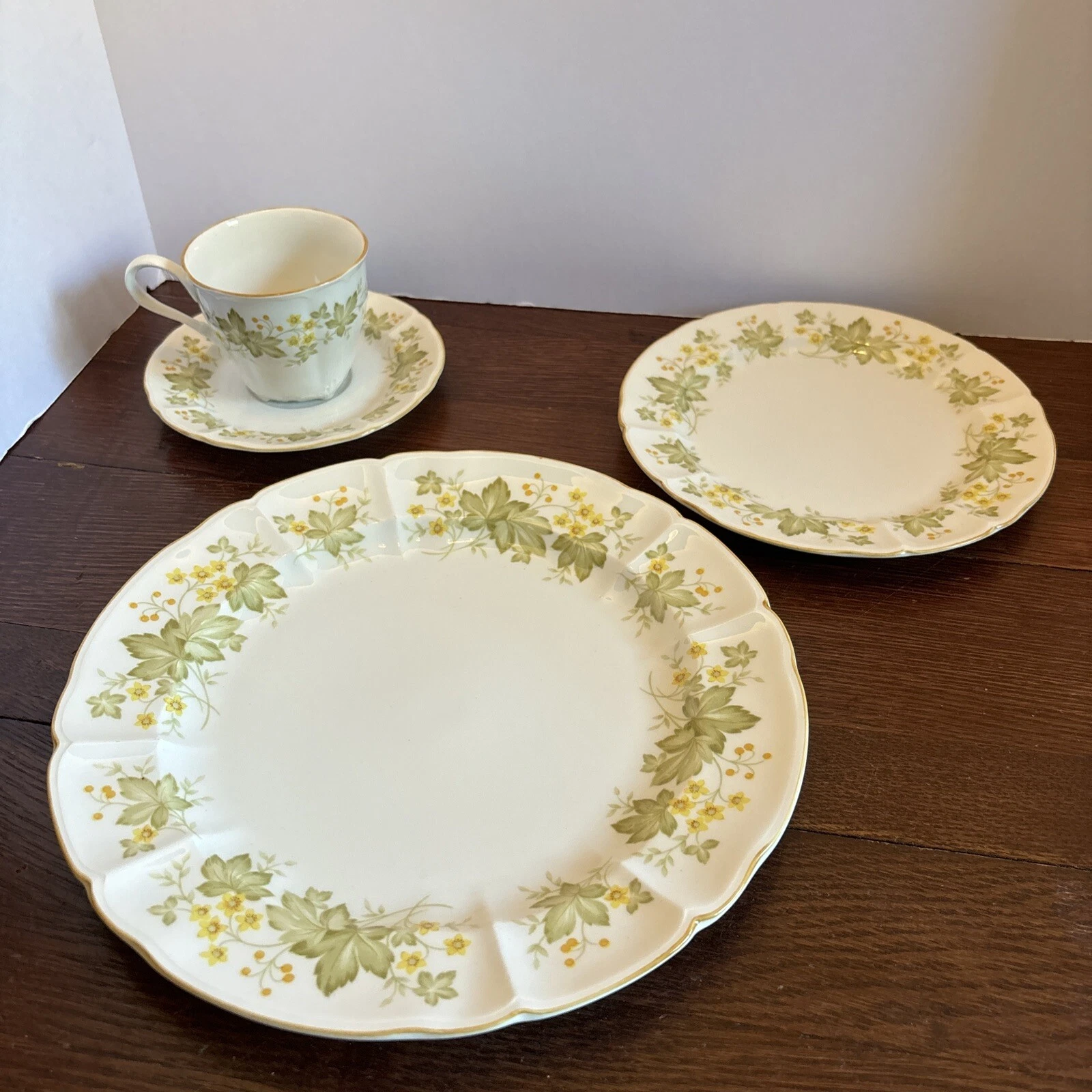 Nikko China Supreme Laurel 4 pièces set de place Japon fleurs jaunes graines de moutarde