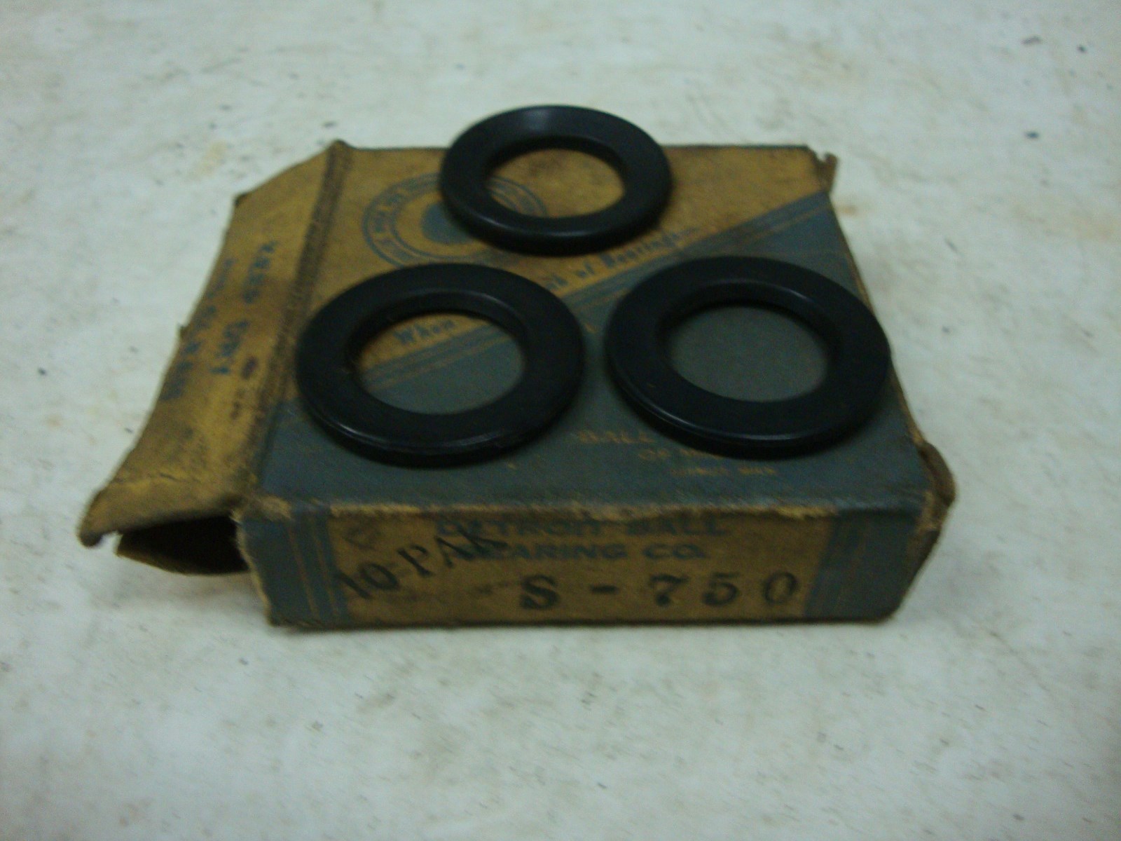 Detroit Ball Bearing Co. S750 Set of 3 Bearings 19081 LR eBay