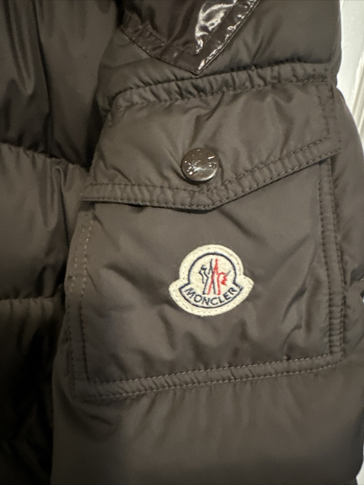 moncler mens size 6