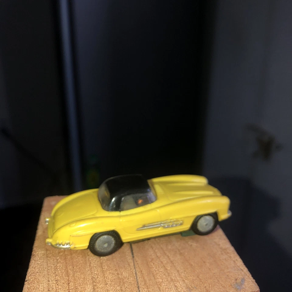 Lionel Mercedes Benz 190sl HO Slot Car Running Condition Very Rare Tested - Image 2 of 4