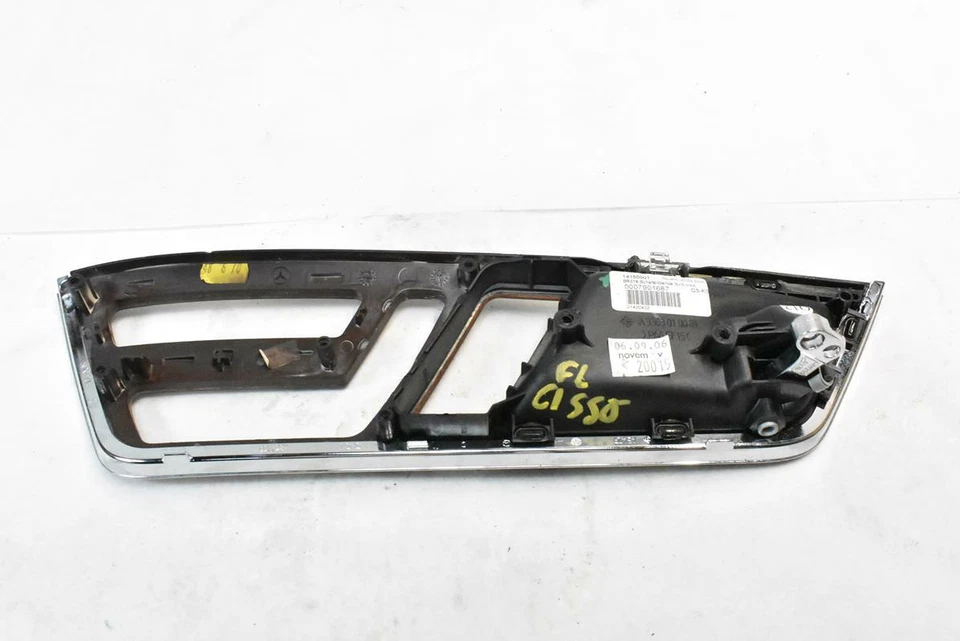 07-13 MERCEDES W216 CL550 DELANTERO IZQUIERDO LADO DEL CONDUCTOR INTERIOR MANIJA MOLDURA OEM Foto 4 de 4