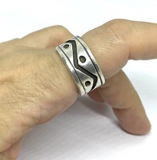 Vintage Mexico TC-211 Sterling Silver Hand Carved Band Ring Size 8.50 12.80g
