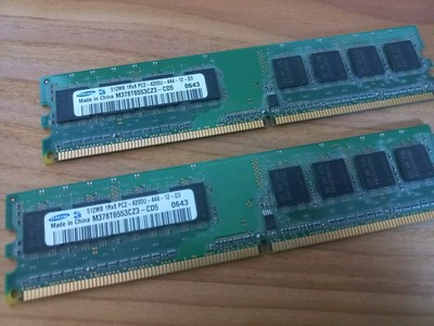 2Stück RAM 512MB 1Rx8 PC2 4200U, Samsung 