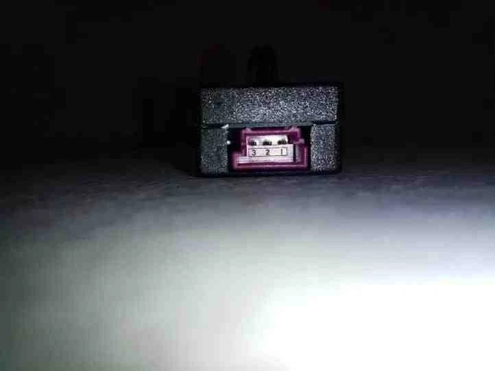 Amplificador de antena VOLVO V40 Cross Country 526 31282107 1.6 Diesel 26235029 Foto 3 de 4