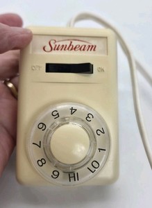 Sunbeam Style 52 Electric Heated Blanket Control 613A 2-Prong Controller