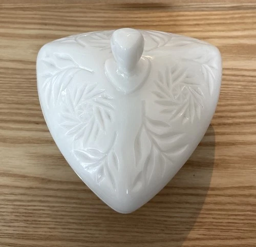 Vintage Hazel Atlas Milk Glass Candy Dish With Lid