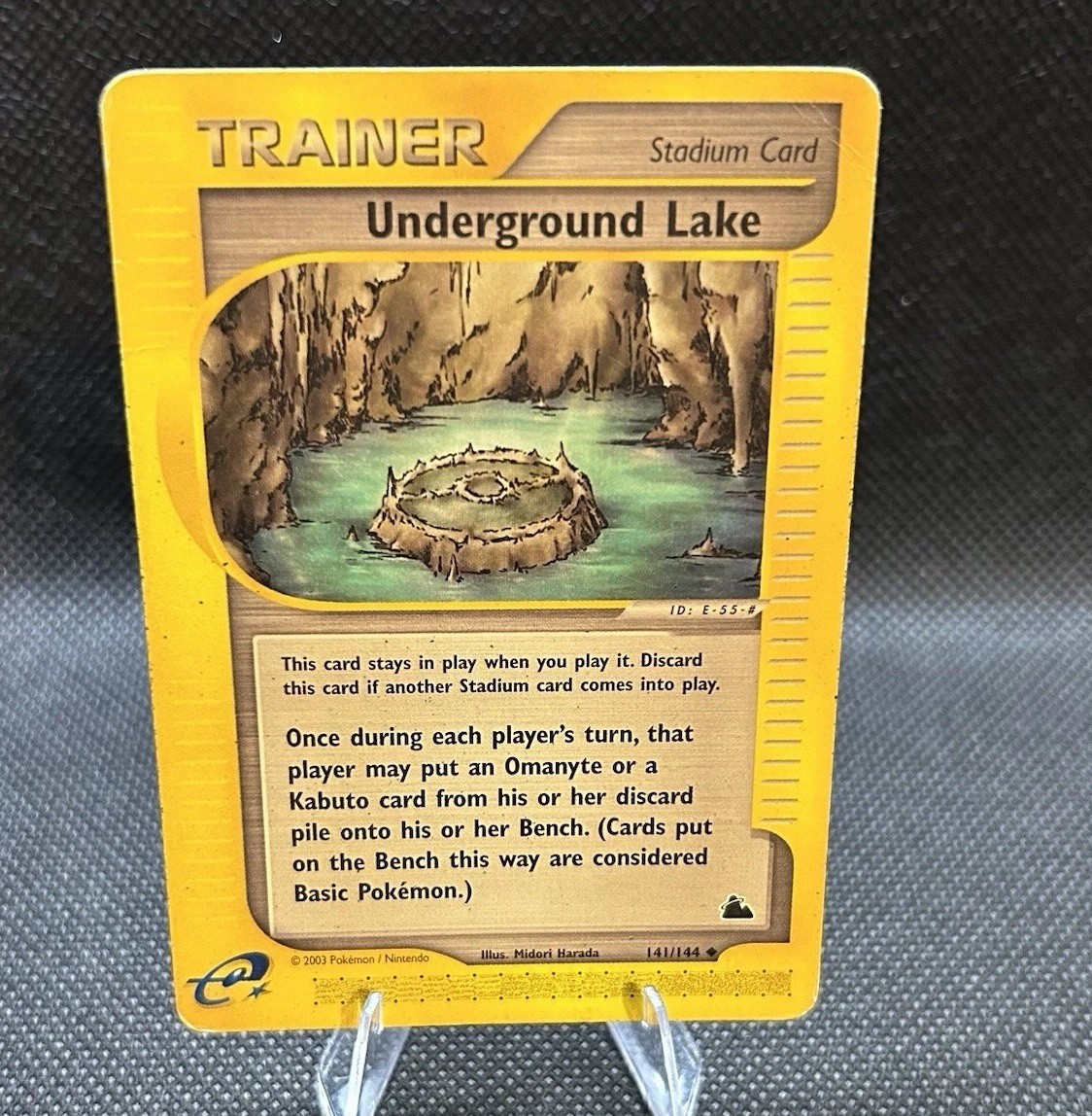 Underground Lake 141/144 Skyridge Regular
