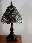 Vintage Meyda Tiffany Wisteria Stained Glass Table Lamp