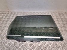 Porte arrière et accessoires Mitsubishi OUTLANDER
