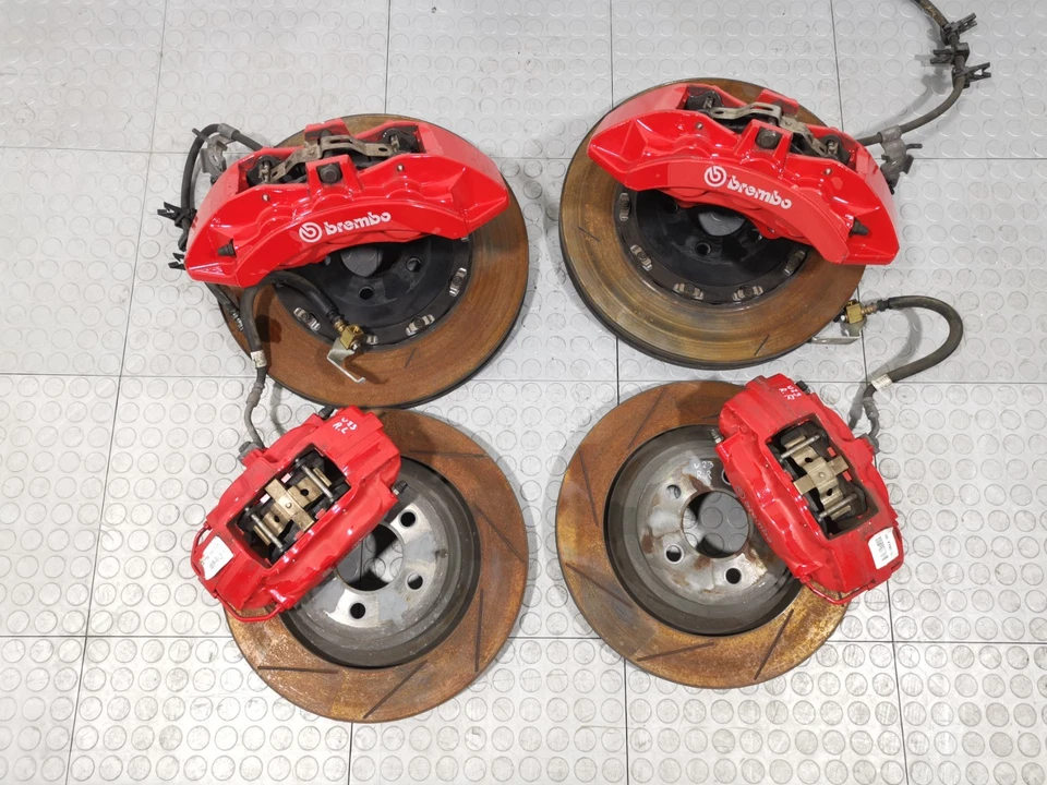 DODGE CHALLENGER SRT 6.4 L 2018 Auto RWD Brake Caliper With Discs Brembo Set OEM - Image 3 of 4