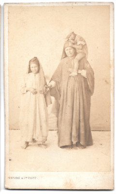 Photo CDV Egyptian woman with her children 1865 Cairo Egypt Royer & Aufiere