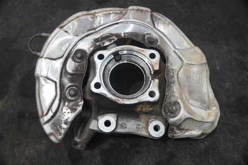 Rear Suspension Left Spindle Knuckle Wheel Carrier 33306866335 BMW 540i 530i G30
