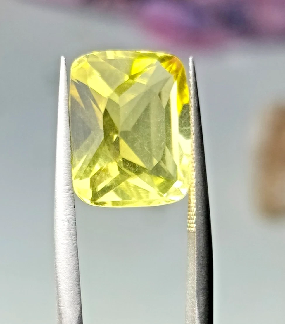 Faceted Citrine — 7.45 ct, Pakistan