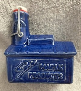 Bowman Pottery, Fairfax, VT Stowe Maple Products Ceramic Maple Syrup Bottle