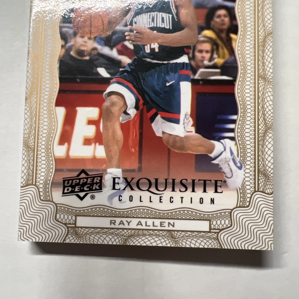 Libro de parches automático Ray Allen UConn 2012-13 Upper Deck Exquisite Collection 90/99 Foto 3 de 4
