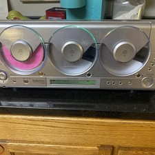 Emerson MS3105 3-Disc CD Player AM/FM Stereo Wall Mountable 2004 Radio Works