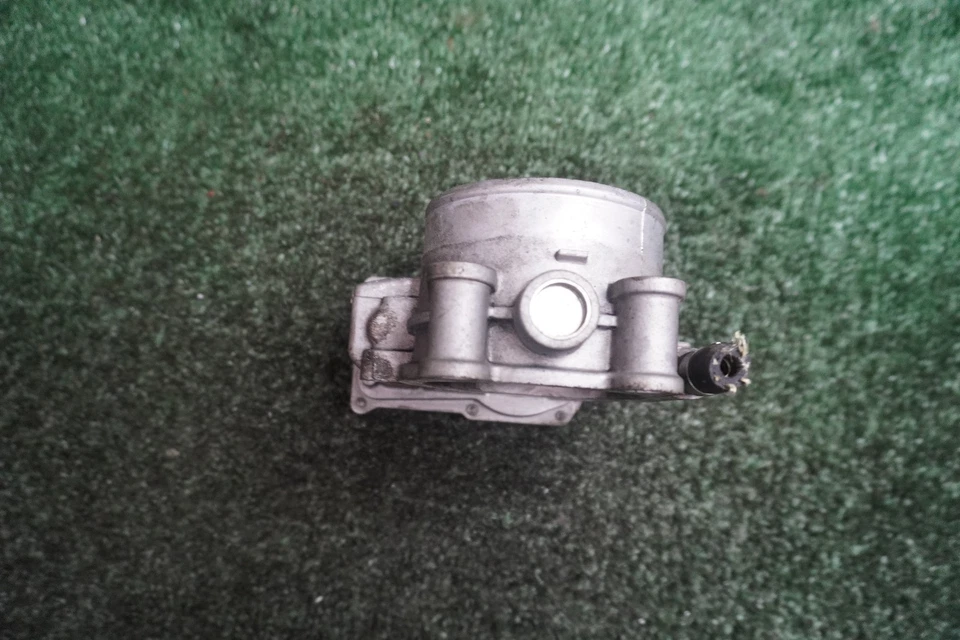 2012 LAND ROVER Range Rover Sport 5L THROTTLE BODY OEM 104K Miles 8W939F991CA - Image 3 of 4