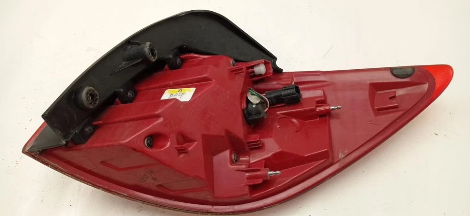 Enjoliveur Inf Feu Arriere Gauche pour KIA SPORTAGE (SL) Concept 4x2 20 125196 - Photo 4/4