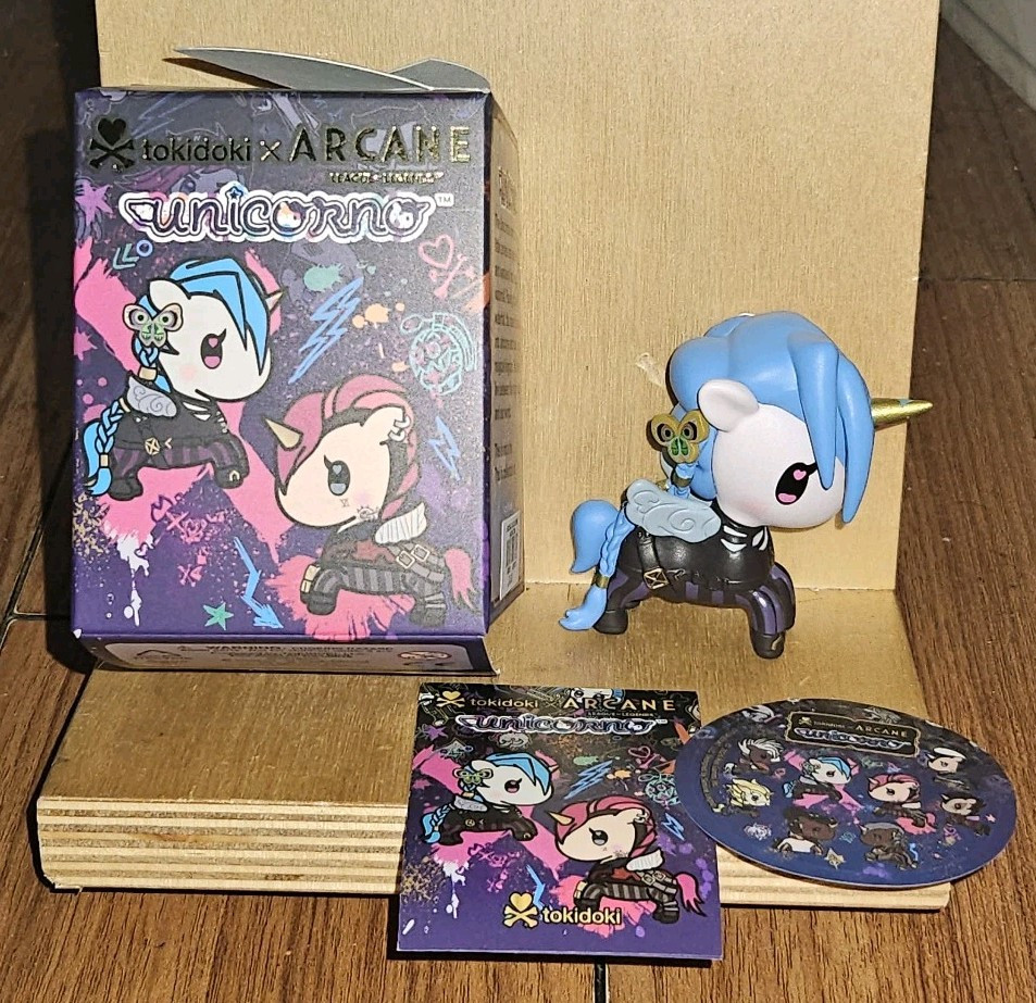 ARCANE TOKIDOKI League of Legends フィギュア Tokidoki Arcane Unicorno League of Legends Warrior Ambessa 3