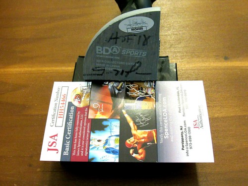 TREVOR HOFFMAN PADRES BREWERS HOF 2 X SIGNED AUTO STADIUM GIVEAWAY FIGURINE JSA - Picture 7 of 7